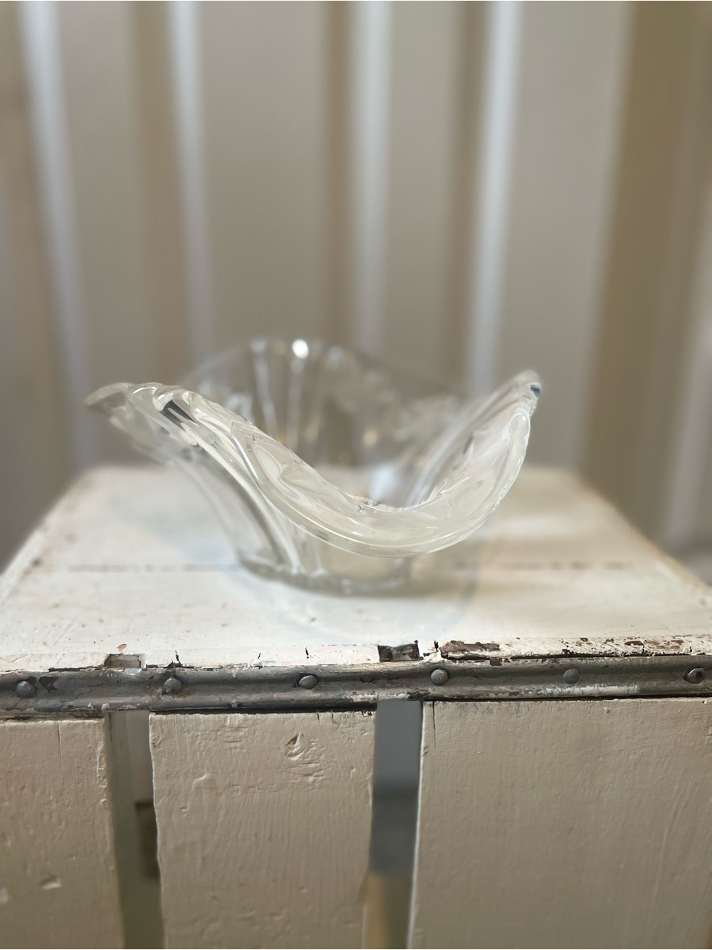 Vintage Mikasa Crystal Centerpiece Bowl in "Parisian Ivy"